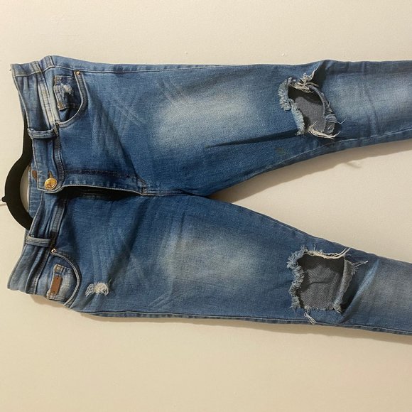 Colombian Jean Gios - Picture 1 of 2